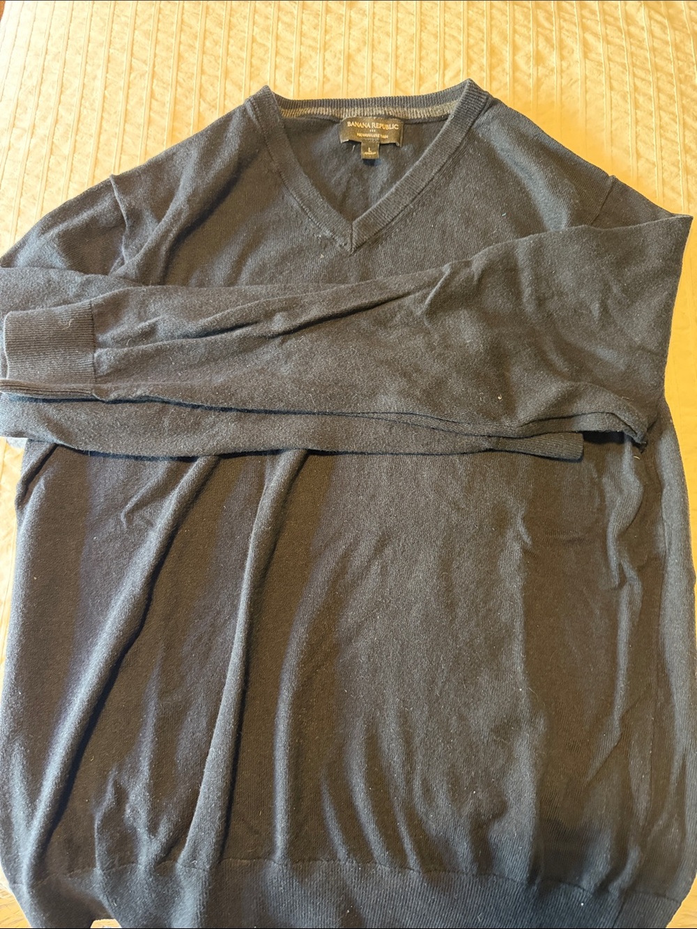 Banana Republic Men's V-Neck Sweater - Dark Charcoal